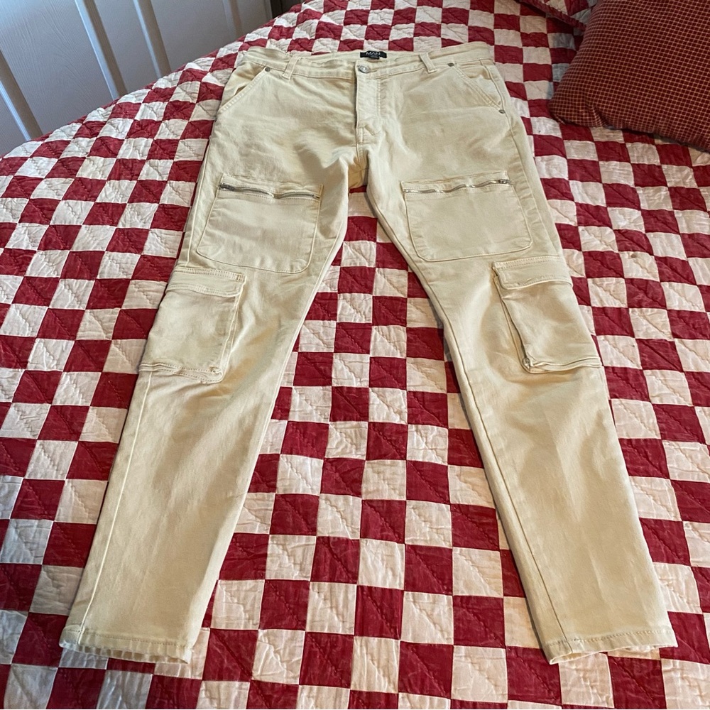 Boohoo Man beige cargo pants 34x29